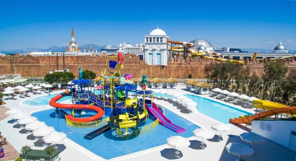 هتل اینویستا بلک آنتالیا